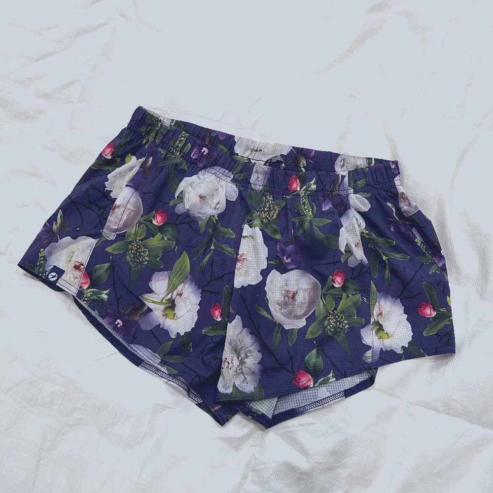 Oiselle floral distance shorts